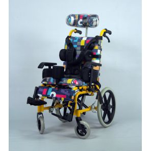 Детская инвалидная коляска с высокой спинкой Titan LY-800-985