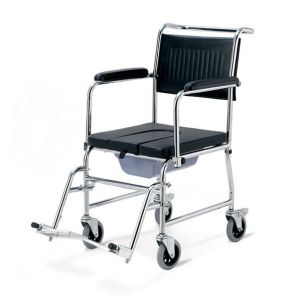 Кресло-каталка с туалетным устройством Titan LY-800-154 U